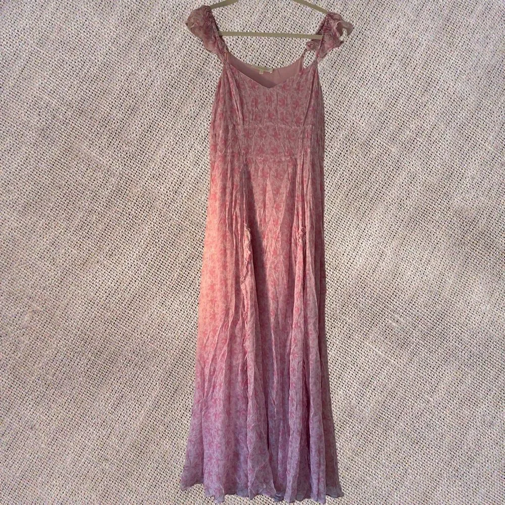 LoveShackFancy Tulonne Rose-Print Dress - Picture 3 of 12